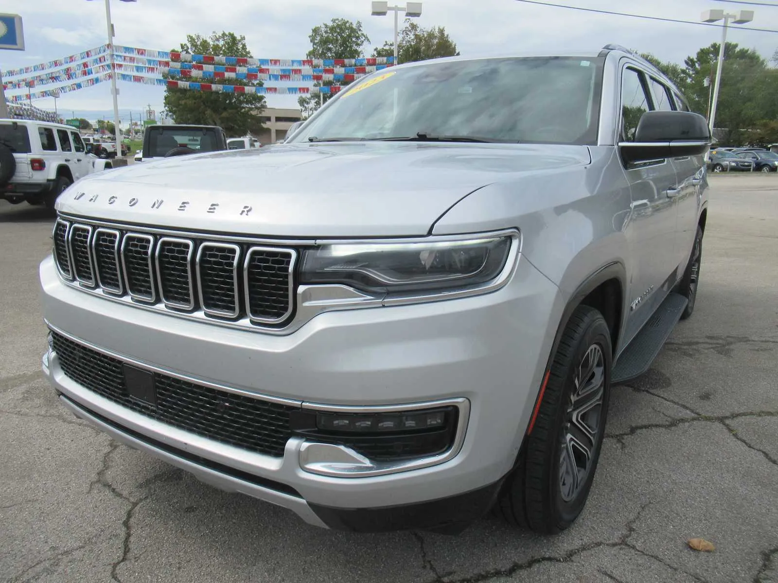 Silver 2023 Jeep Wagoneer L Series II for sale in Jefferson City, TN