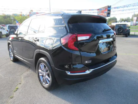 More photos of 2023 GMC Terrain SLT at Farris Motor - Jefferson City, TN