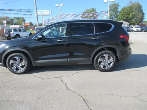 Photos of 2023 Hyundai Santa Fe SEL for sale in Jefferson City, TN at Farris Motor - Jefferson City