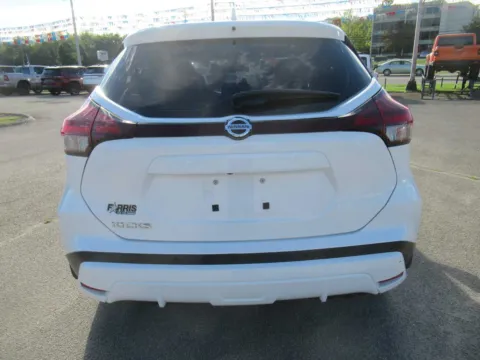 More photos of 2021 Nissan Kicks S at Farris Motor - Jefferson City, TN