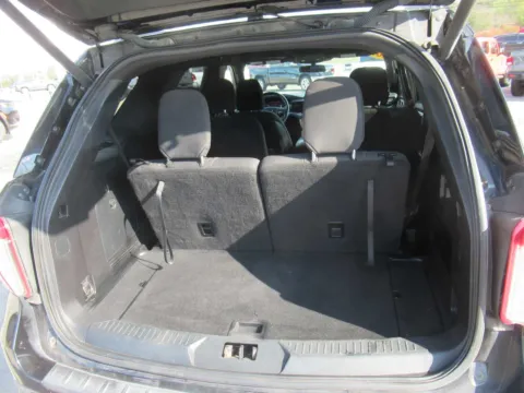 More photos of 2020 Ford Explorer XLT at Farris Motor - Jefferson City, TN