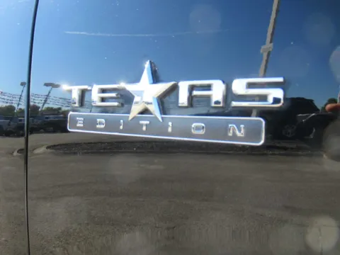 More photos of 2021 Chevrolet Silverado 1500 LTZ at Farris Motor - Jefferson City, TN
