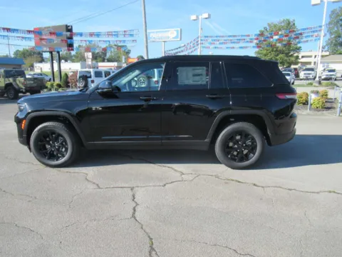 Photos of 2025 Jeep Grand Cherokee Altitude X for sale in Jefferson City, TN at Farris Motor - Jefferson City