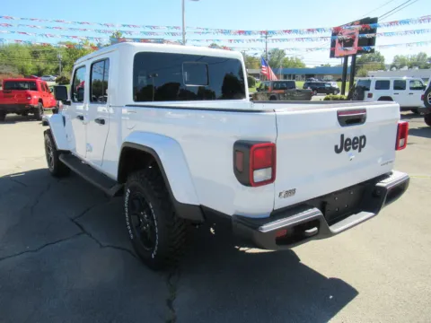 Another view of 2025 Jeep Gladiator High Tide for sale in Jefferson City, TN at Farris Motor - Jefferson City