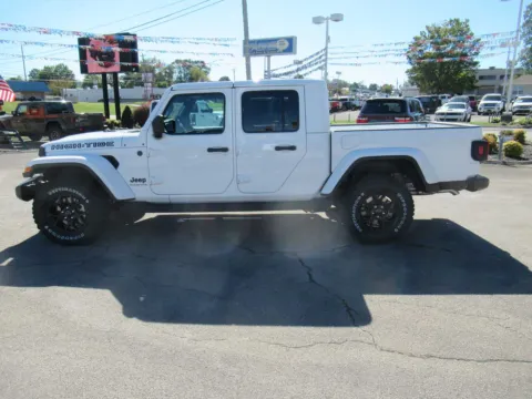 Photos of 2025 Jeep Gladiator High Tide for sale in Jefferson City, TN at Farris Motor - Jefferson City