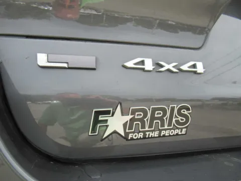 More photos of 2022 Jeep Grand Cherokee L Laredo at Farris Motor - Jefferson City, TN
