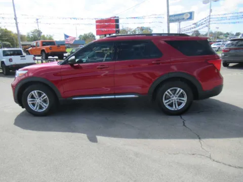 Photos of 2020 Ford Explorer XLT for sale in Jefferson City, TN at Farris Motor - Jefferson City