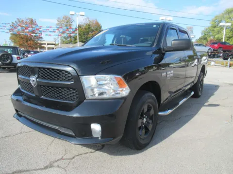 Black 2019 Ram 1500 Classic Express for sale in Jefferson City, TN