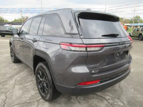 More photos of 2025 Jeep Grand Cherokee Altitude X at Farris Motor - Jefferson City, TN