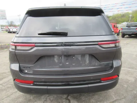 More photos of 2025 Jeep Grand Cherokee Altitude X at Farris Motor - Jefferson City, TN