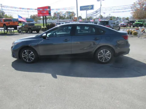 Photos of 2023 Kia Forte LXS for sale in Jefferson City, TN at Farris Motor - Jefferson City