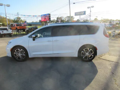 Photos of 2026 Chrysler Pacifica Pinnacle for sale in Jefferson City, TN at Farris Motor - Jefferson City