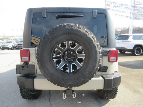 More photos of 2017 Jeep Wrangler Unlimited Sahara at Farris Motor Company - Jefferson City, TN