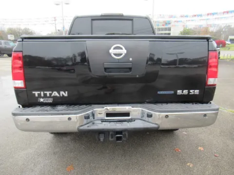 More photos of 2010 Nissan Titan SE at Farris Motor - Jefferson City, TN