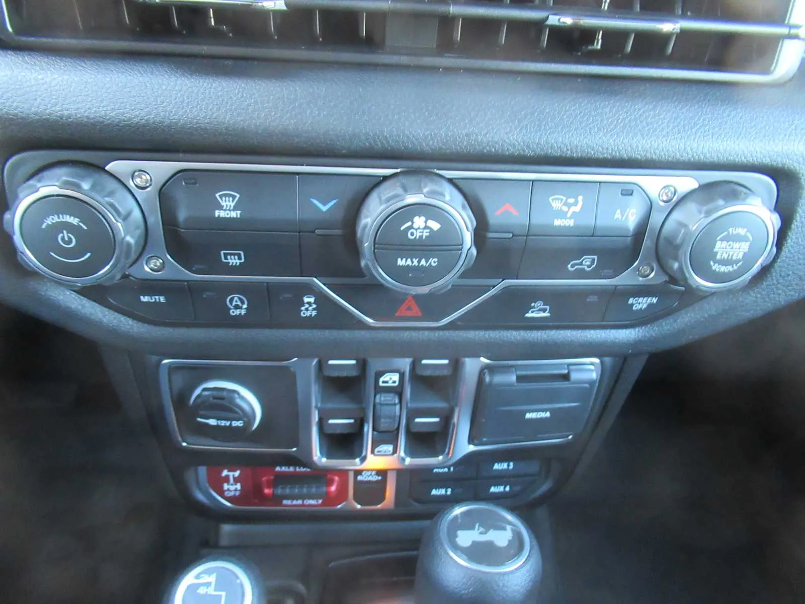 2026 Jeep Wrangler 4-Door Willys - Photo 32