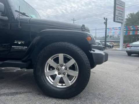 More photos of 2017 Jeep Wrangler Unlimited Sahara at Farris Jeep - Morristown, TN