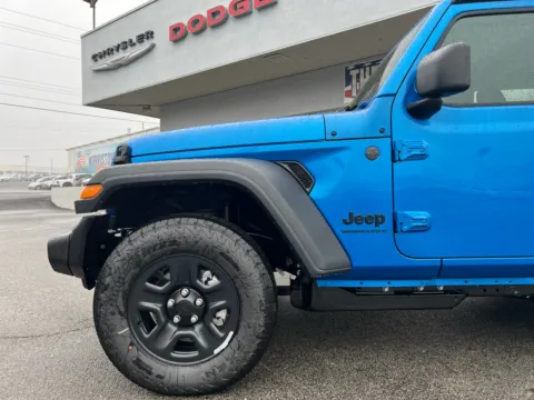 Photos of 2026 Jeep Wrangler Sport for sale in Morristown, TN at Farris Jeep - Morristown