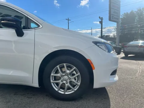 More photos of 2026 Chrysler Voyager LX at Farris Jeep - Morristown, TN