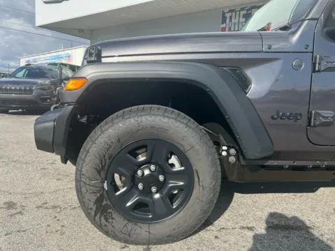 Photos of 2026 Jeep Wrangler Sport for sale in Morristown, TN at Farris Jeep - Morristown