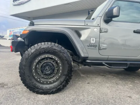 Photos of 2020 Jeep Wrangler Unlimited Sahara Altitude for sale in Morristown, TN at Farris Jeep - Morristown