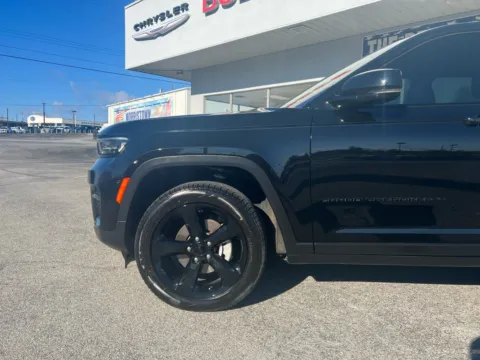 Photos of 2024 Jeep Grand Cherokee Altitude X for sale in Morristown, TN at Farris Jeep - Morristown