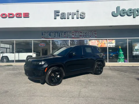 Black 2024 Jeep Grand Cherokee Altitude X for sale in Morristown, TN