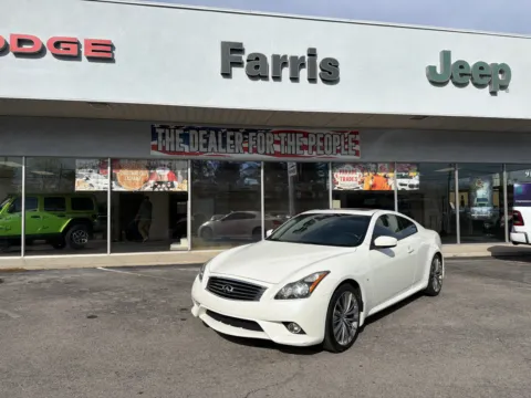 Photos of 2015 INFINITI Q60 Journey for sale in Morristown, TN at Farris Jeep - Morristown
