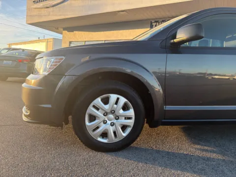 Another view of 2017 Dodge Journey SE for sale in Morristown, TN at Farris Jeep - Morristown