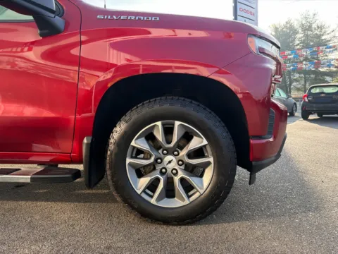 More photos of 2021 Chevrolet Silverado 1500 RST at Farris Jeep - Morristown, TN