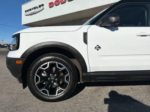 Photos of 2025 Ford Bronco Sport Outer Banks for sale in Morristown, TN at Farris Jeep - Morristown