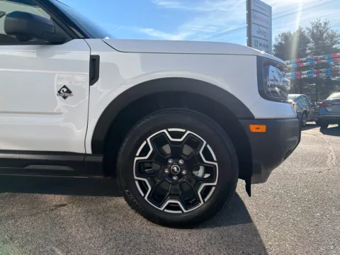 More photos of 2025 Ford Bronco Sport Outer Banks at Farris Jeep - Morristown, TN