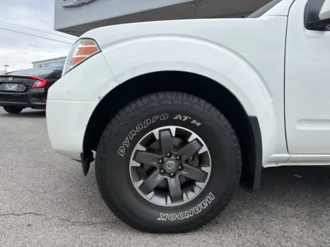 Photos of 2020 Nissan Frontier PRO-4X for sale in Morristown, TN at Farris Jeep - Morristown