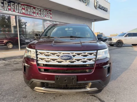 More photos of 2018 Ford Explorer XLT at Farris Jeep - Morristown, TN