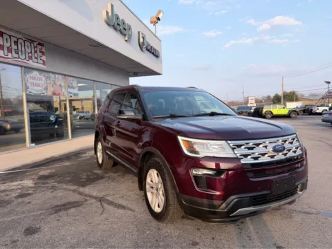 More photos of 2018 Ford Explorer XLT at Farris Jeep - Morristown, TN