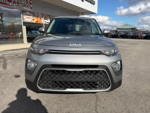 More photos of 2022 Kia Soul LX at Farris Jeep - Morristown, TN