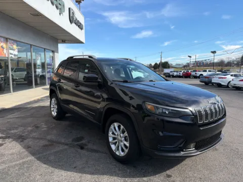 More photos of 2020 Jeep Cherokee Latitude at Farris Jeep - Morristown, TN
