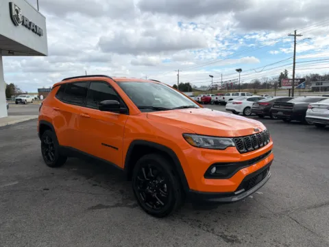 More photos of 2026 Jeep Compass Latitude Altitude at Farris Jeep - Morristown, TN