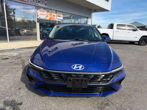 More photos of 2024 Hyundai Elantra Limited at Farris Jeep - Morristown, TN