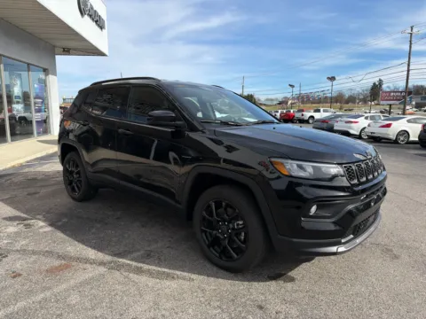 More photos of 2026 Jeep Compass Latitude Altitude at Farris Jeep - Morristown, TN