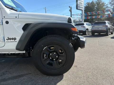 More photos of 2026 Jeep Gladiator Sport at Farris Jeep - Morristown, TN