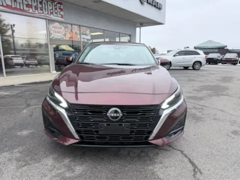 More photos of 2024 Nissan Altima 2.5 SV at Farris Jeep - Morristown, TN