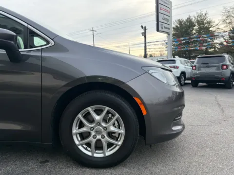 More photos of 2023 Chrysler Voyager LX at Farris Jeep - Morristown, TN