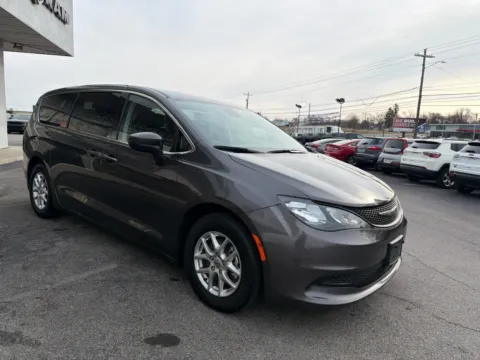 More photos of 2023 Chrysler Voyager LX at Farris Jeep - Morristown, TN