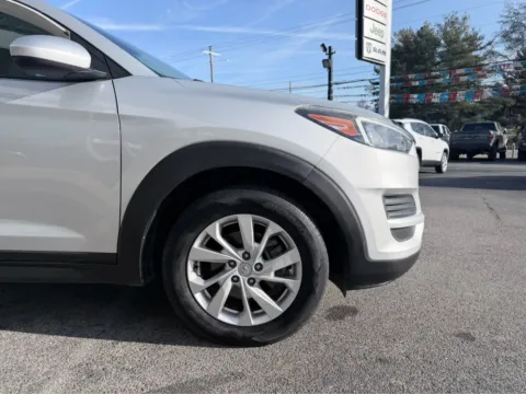 More photos of 2019 Hyundai Tucson SE at Farris Jeep - Morristown, TN