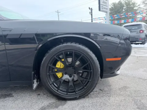 More photos of 2023 Dodge Challenger SXT at Farris Jeep - Morristown, TN