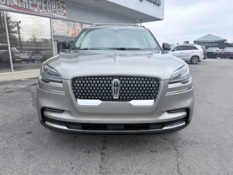 Another view of 2023 Lincoln Aviator Standard for sale in Morristown, TN at Farris Jeep - Morristown