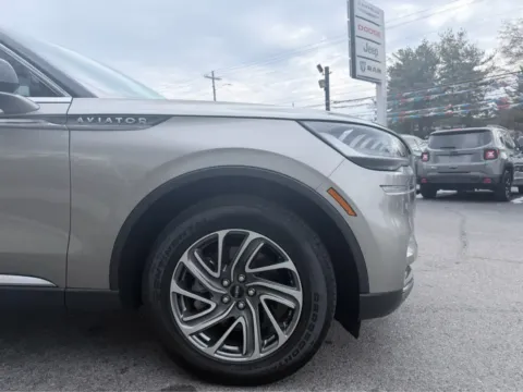 More photos of 2023 Lincoln Aviator Standard at Farris Jeep - Morristown, TN