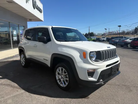 More photos of 2023 Jeep Renegade Latitude at Farris Jeep - Morristown, TN