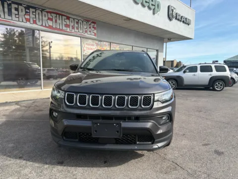 More photos of 2024 Jeep Compass Latitude at Farris Jeep - Morristown, TN