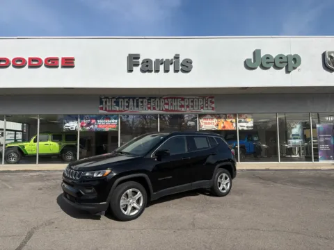 Black 2024 Jeep Compass Latitude for sale in Morristown, TN